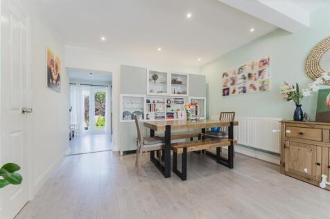 21 Bordars Dining.jpg