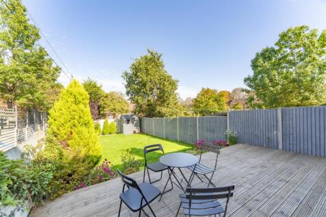 21 Bordars Garden.jpg