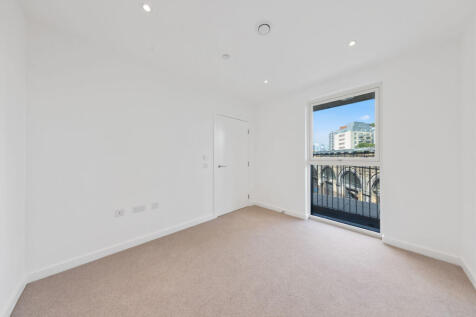 Plot 41 - Web - 03.jpg