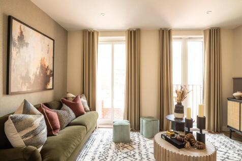 Ben_Pipe_Photography_051225_MM_Woolwich_049.jpg...