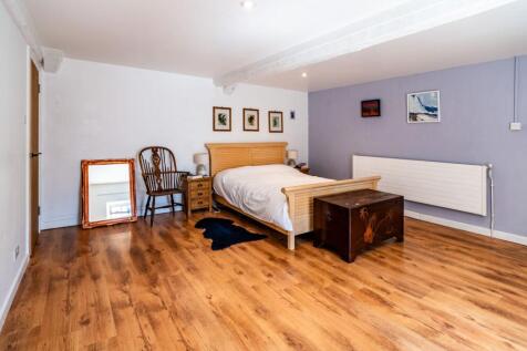 Principal Bedroom Suite