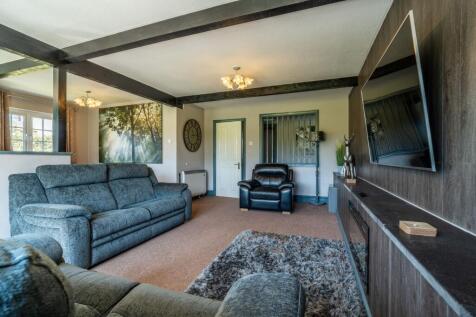 Chestnut cottage living