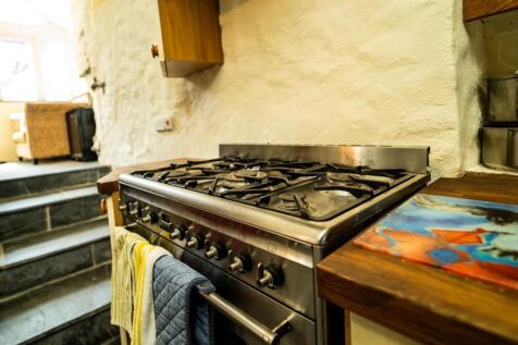 Open-Plan Kitchen / Dining Room