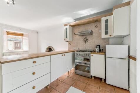 Kitchen/ Dining Room/ Lounge