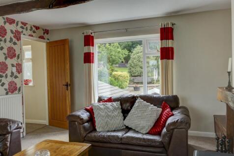 First Floor Lounge/Bedroom