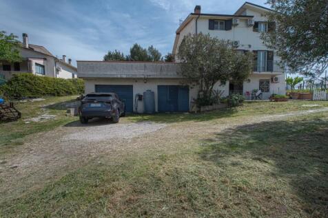 Property Image 48