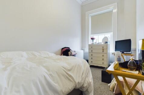 Flat 8