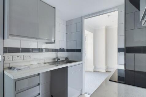 Flat 10