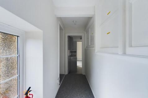 Flat 10