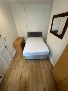 kimberley-road-st5-9eh-992458