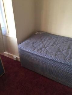 chase-road-kt19-8tl-910121