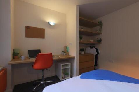 lower-brown-street-le1-5th-995714