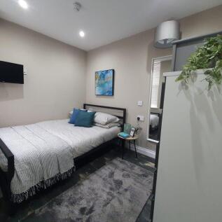 woodcroft-road-l15-2hq-981112