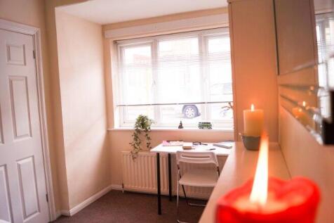 charter-street-me7-1ng-929371