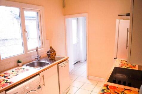 charter-street-me7-1ng-929379