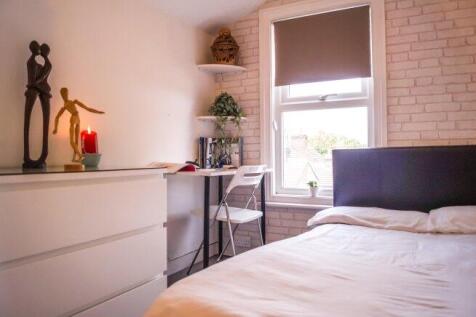 charter-street-me7-1ng-929405