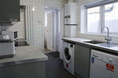 charter-street-me7-1nq-920809