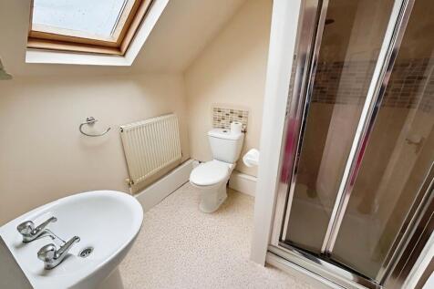 12f55f89ensuite