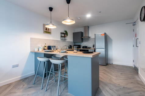 Communal Kitchen ...