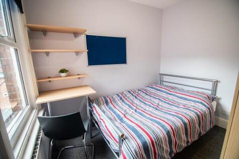 6_harland_rd_student_properties_firstfloorrear.jpg