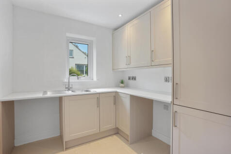 Utility/ Butlers Pantry