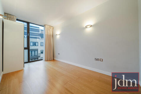 06009448-b96c-43e...