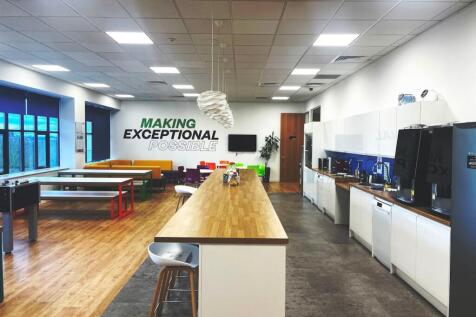 4 New Castle House  Kitchen.jpg