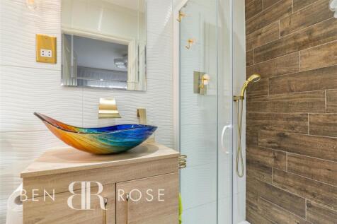 Master Ensuite