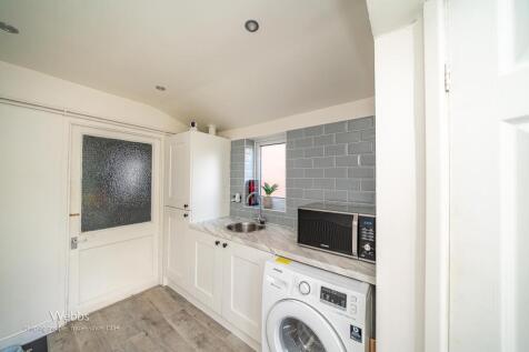 © Webbs Estate Agents © (49 of 77).jpg