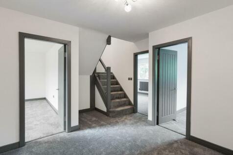 Stairs to 2nd Floor.jpeg