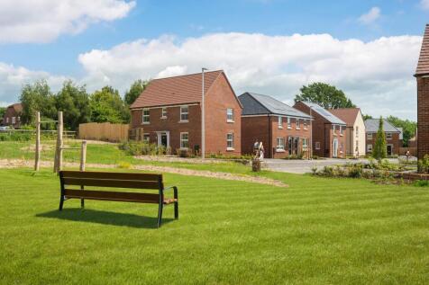 Public open space near 3 and 4 bedroom homes at Ersham Park in Hailsham June 25