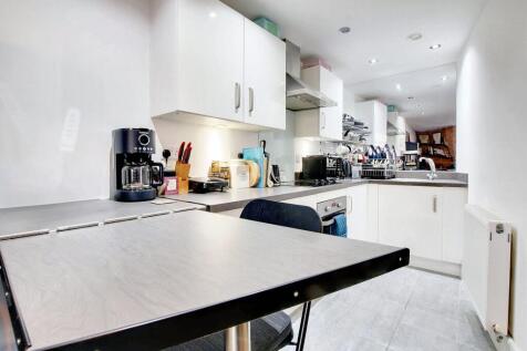 Open Plan Kitchen Living Area