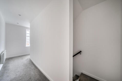 1386334-18-692d75...