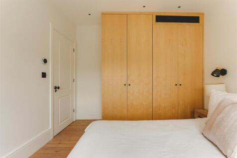 Navarino Road-33.jpg