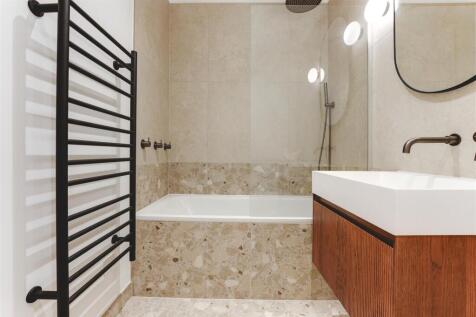 Clissold Close-23.jpg