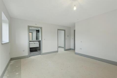 2 Saxon Drive (3).jpg