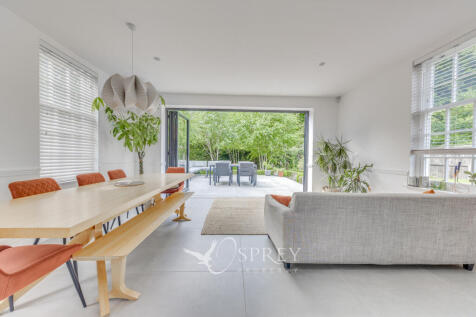 Open-plan Kitchen/Li