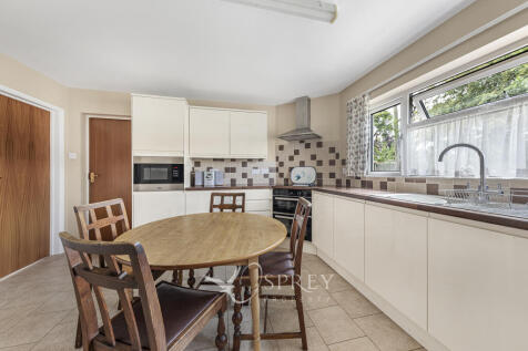 Kitchen/Breakfast Ro