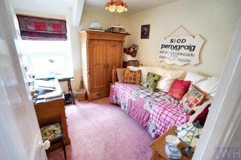 Bedroom/Office
