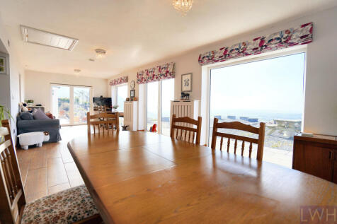 Dining Area | Sun Room