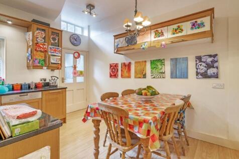 Kitchen/breakfast rm