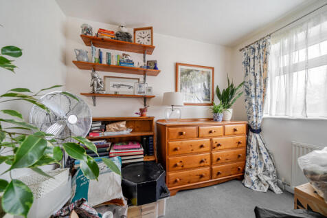 1377100-8-693c0b1...