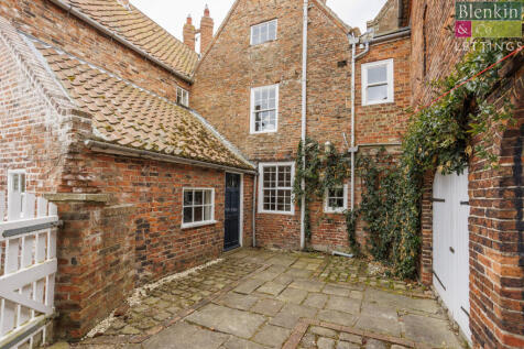 The_Grange_externals_8