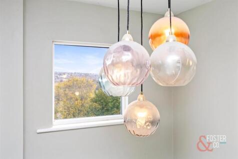 Compton Road, 20-040.jpg