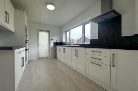 Kitchen I.jpg
