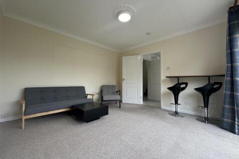 Lounge II.jpg