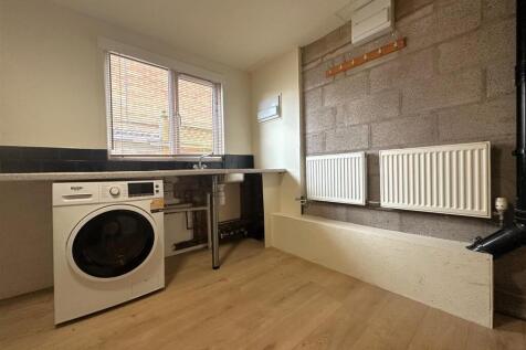 Utility Room II.jpg
