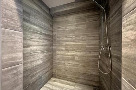 Shower.jpg