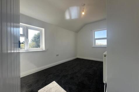 Bedroom 3 I.jpg