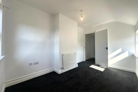 Bedroom 3 III.jpg